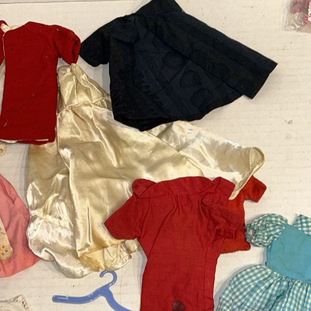 Vintage‎ Barbie Clothes Lot Some Unbranded / Stained 1960s-1970s C3